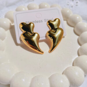 Home arrow heart earrings