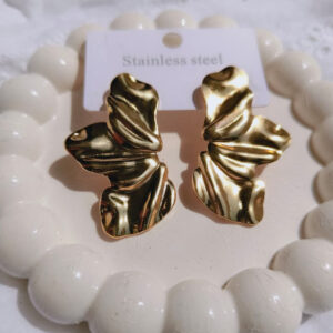 arrow heart earrings